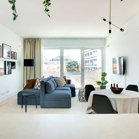 Family City View Downtown Apartment *